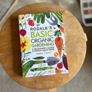 Basics of organic gardening book